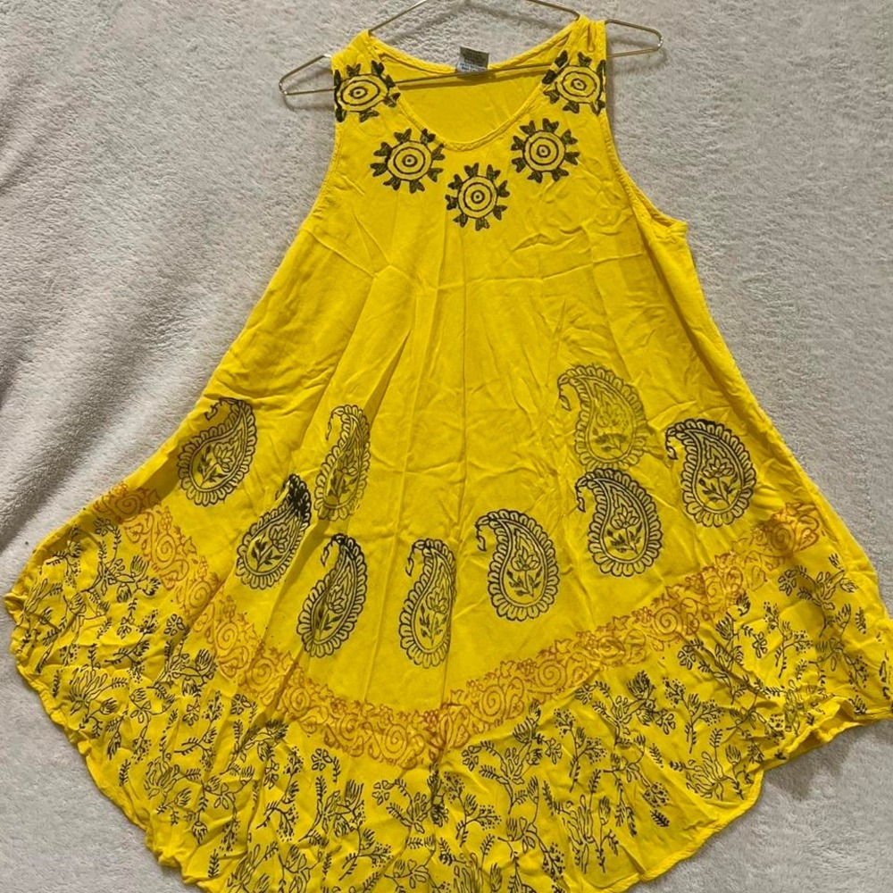 yellow paisley bohemian flowy sundress Solazo Fashion free sizing